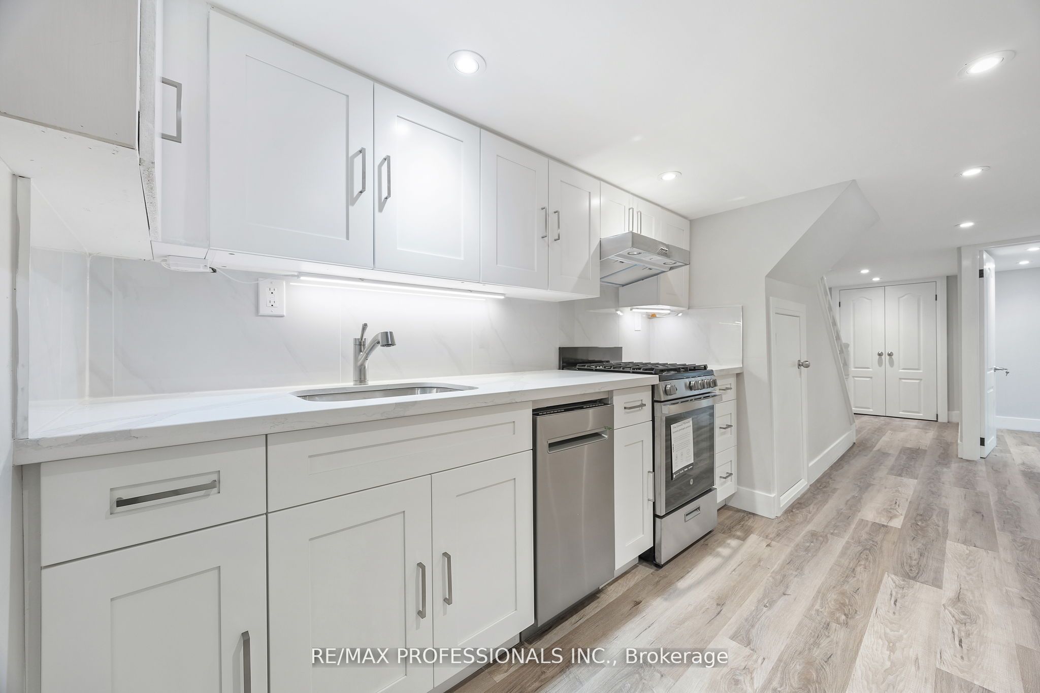 Additional image 4 of Basement-470 Donlands Avenue, Toronto, ON, M4J 3S5