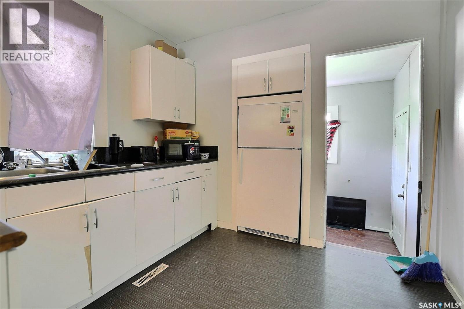 Additional image 6 of 1260 Robinson Street, Regina, SK, S4T2N2