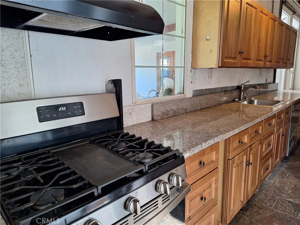 Additional image 16 of 302 N Griffith Park Dr, Burbank, CA 91506