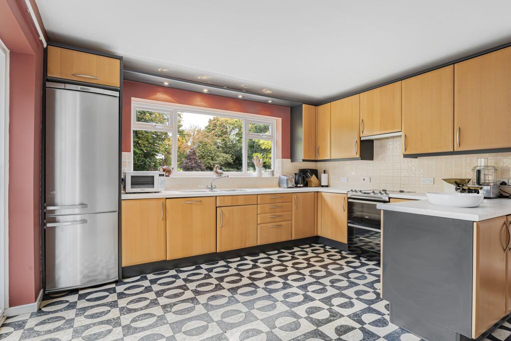 Additional image 31 of Abbey Avenue, St Albans, AL3