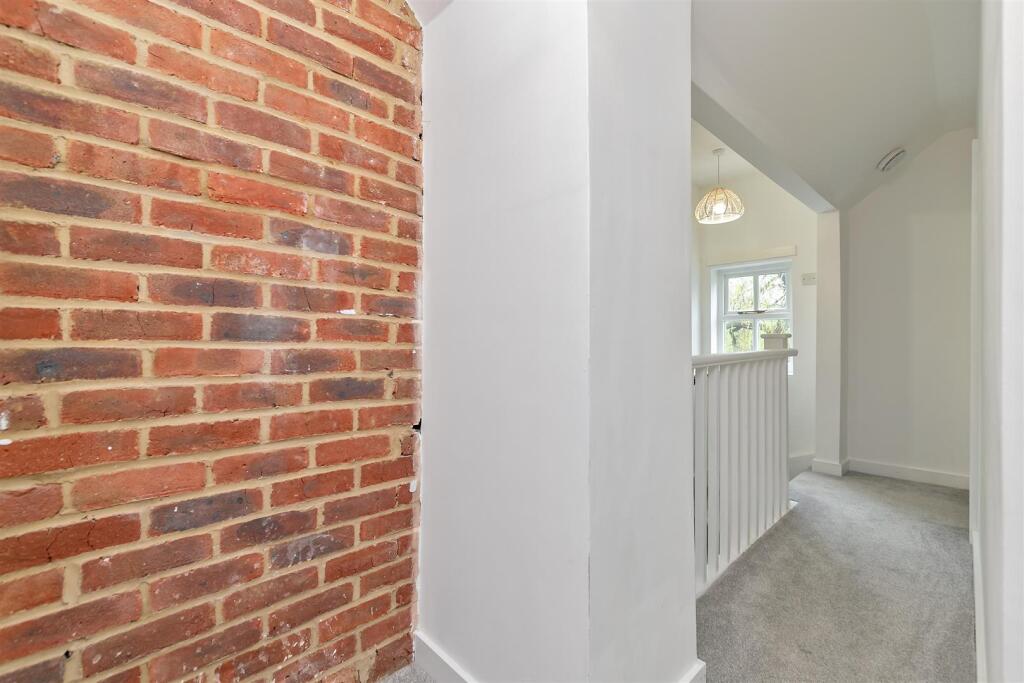 Additional image 17 of High Street, Sandridge, St. Albans