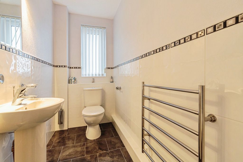 Additional image 24 of 2 bed flat for sale49 South Promenade, Lytham St. Annes, Lancashire FY8