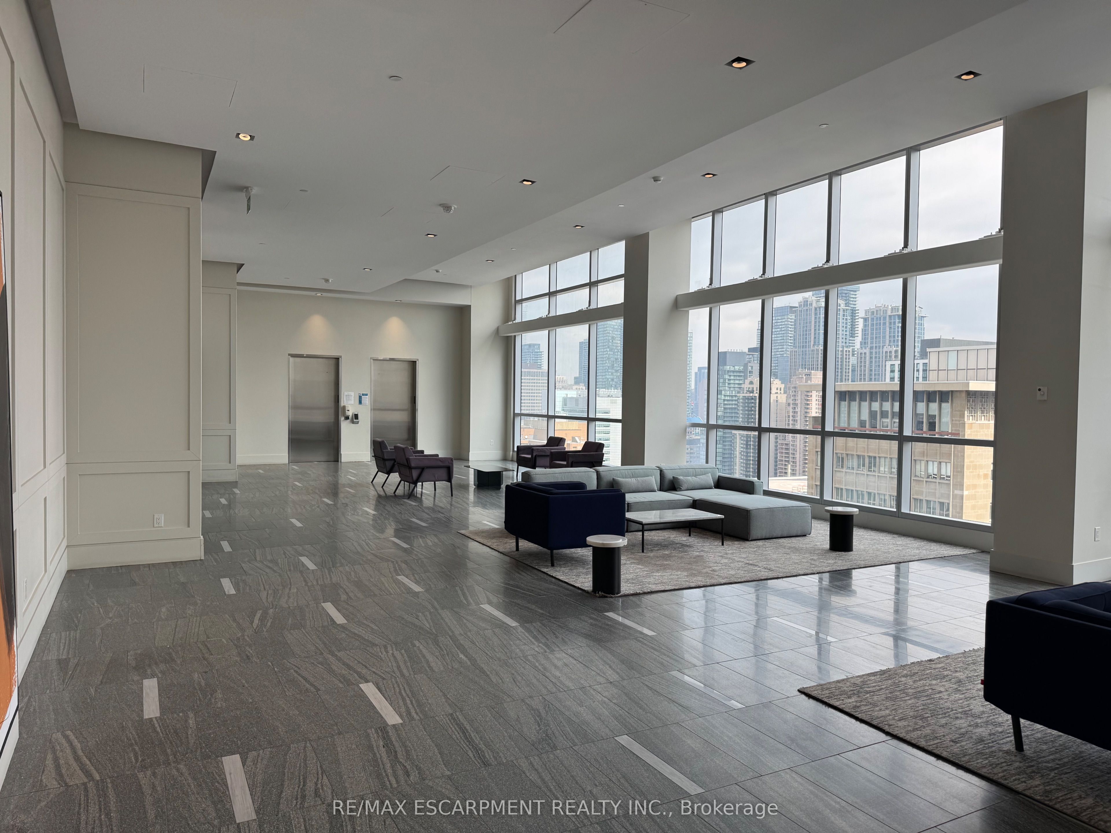 Additional image 5 of 4303-488 University Avenue, Toronto, ON, M5G 0C1