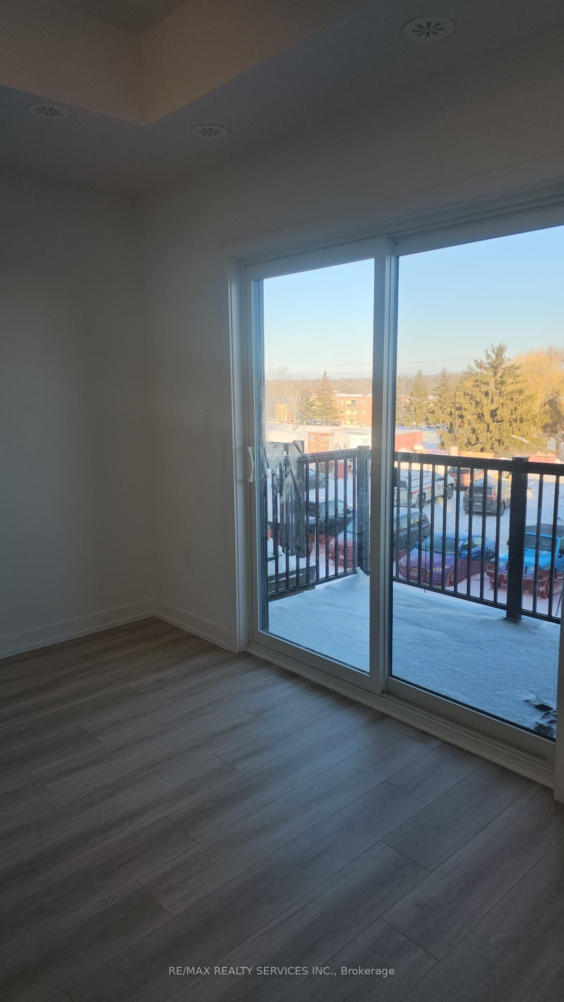 Additional image 2 of R6-25 Palace Street, Kitchener, ON, N2E 0J3