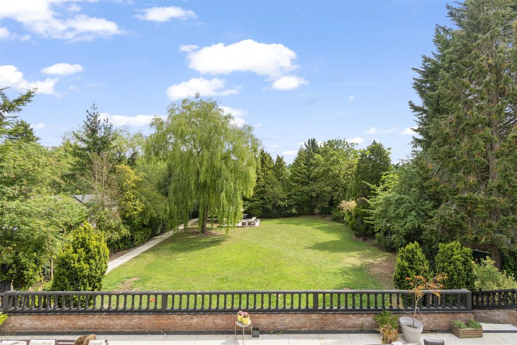 Additional image 99 of 7 bed property for saleLovelace Avenue, Solihull B91