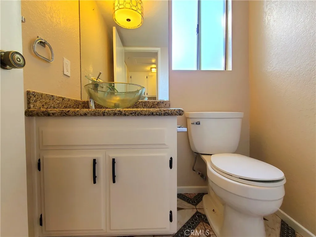 Additional image 13 of 109 E Hilton Avenue, Redlands, CA 92373