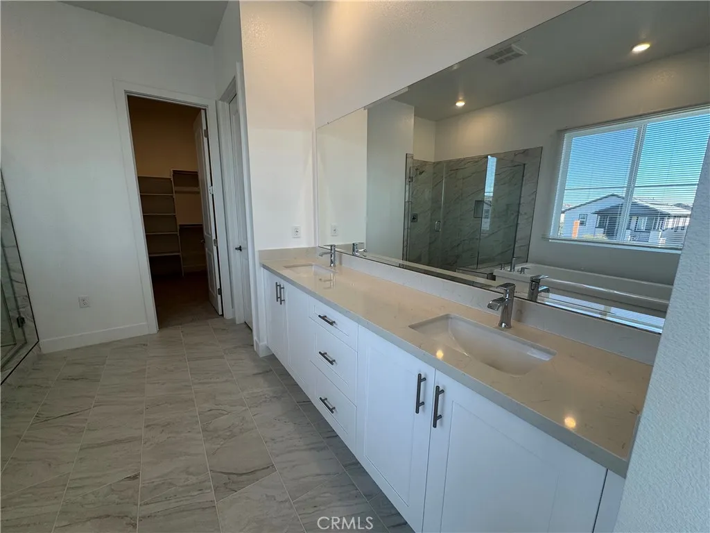 Additional image 52 of 114 Pansy, Irvine, CA 92618