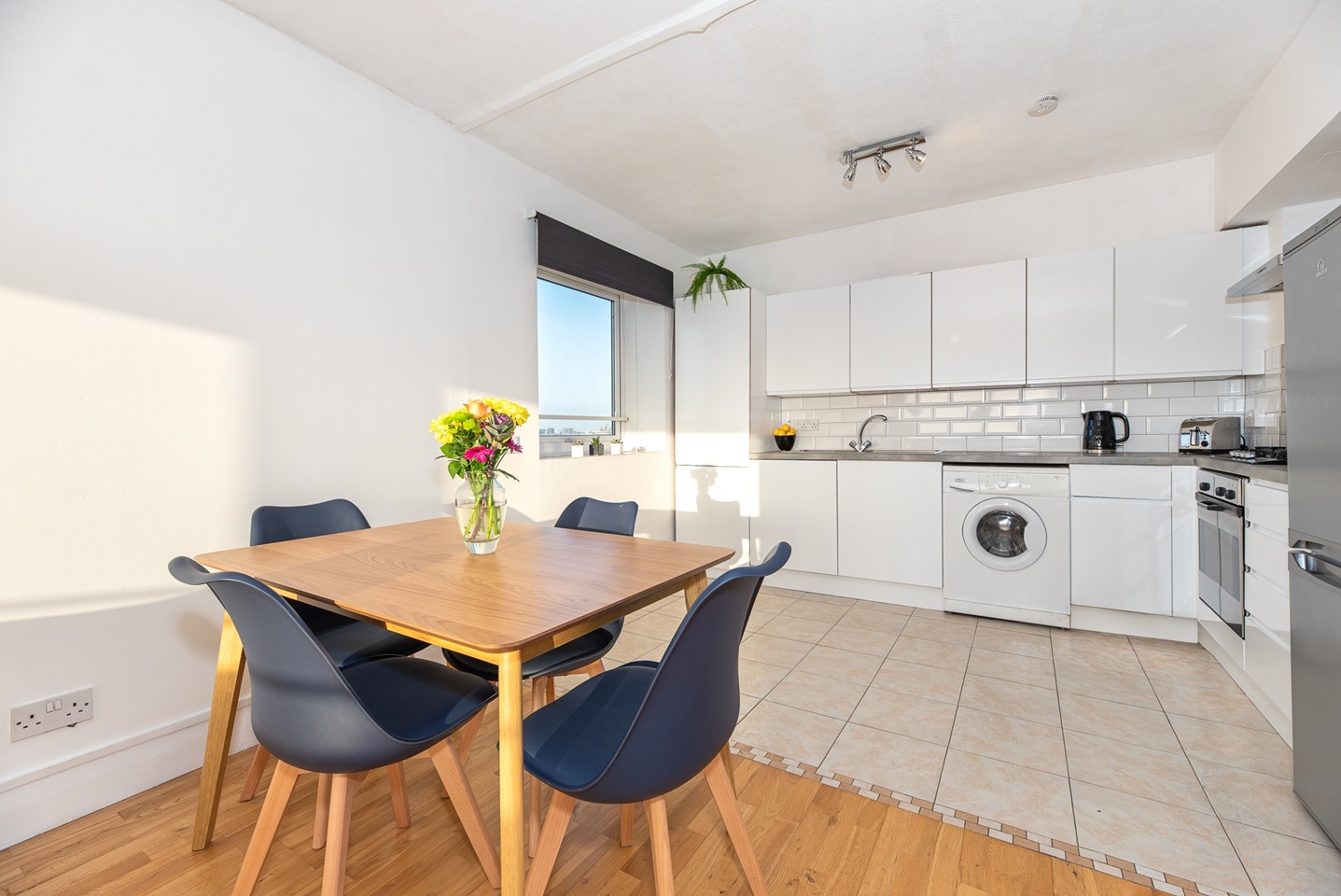 Additional image 2 of 2 Bed Flat, Park South, SW11, N1 7GU