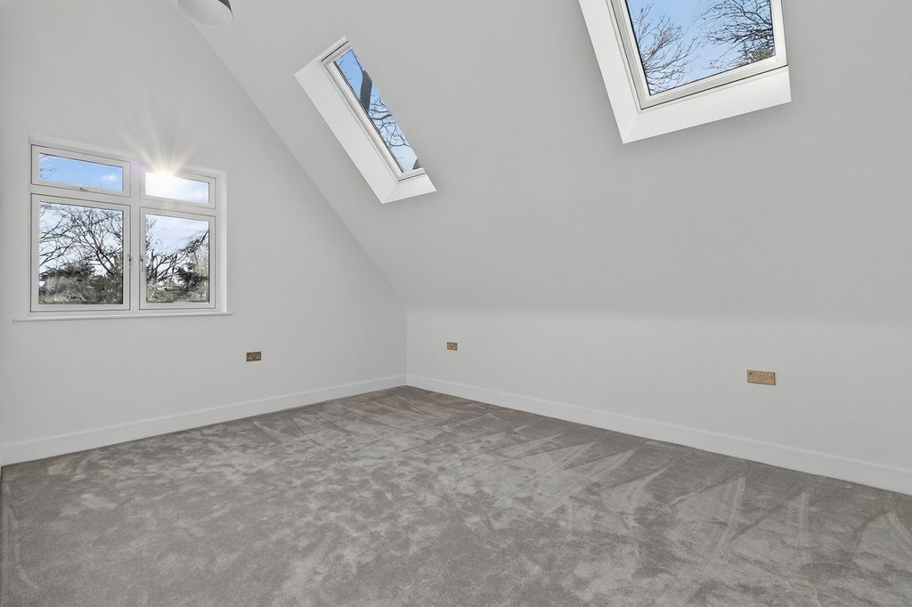 Additional image 14 of 2 bed flat for saleBenson Road, Stratford Upon Avon, Warwickshire CV37
