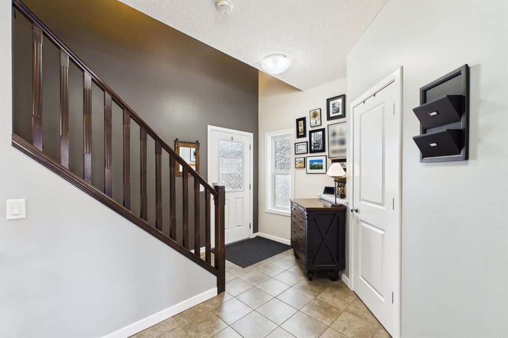 Additional image 4 of 22 Storm Mountain Place, Okotoks, AB, T1S 0L6