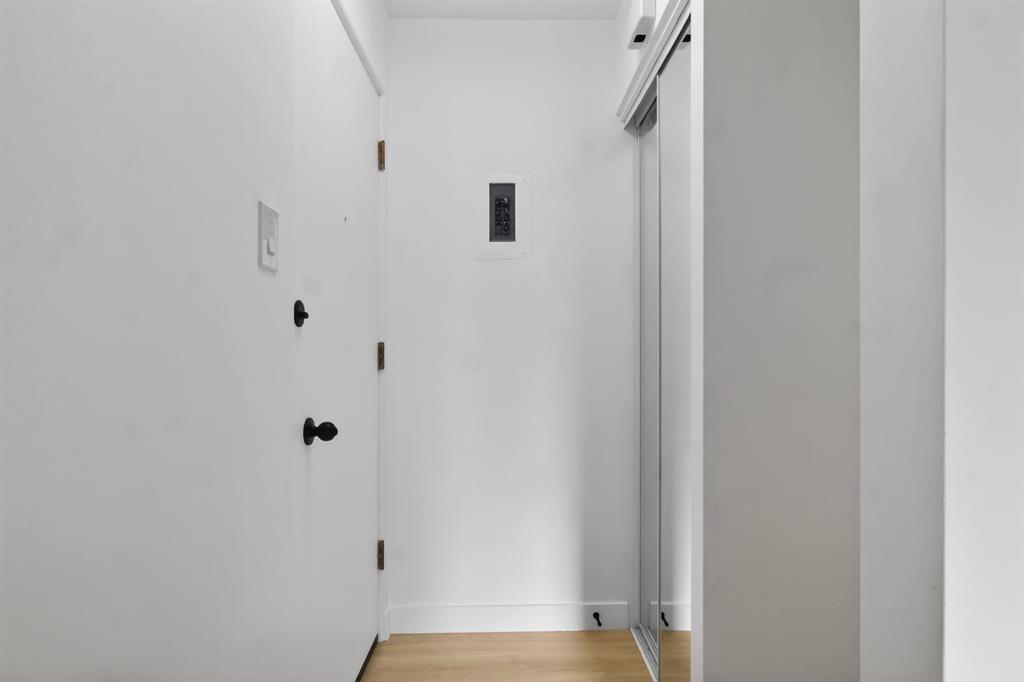 Additional image 6 of 6-2020 16 Avenue NW, Calgary, AB, T2m0m1