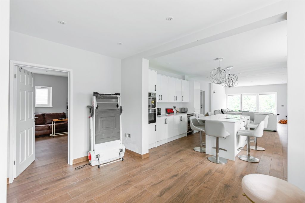 Additional image 19 of 9 bed detached house for saleBarton Road, Barton Seagrave, Kettering NN15