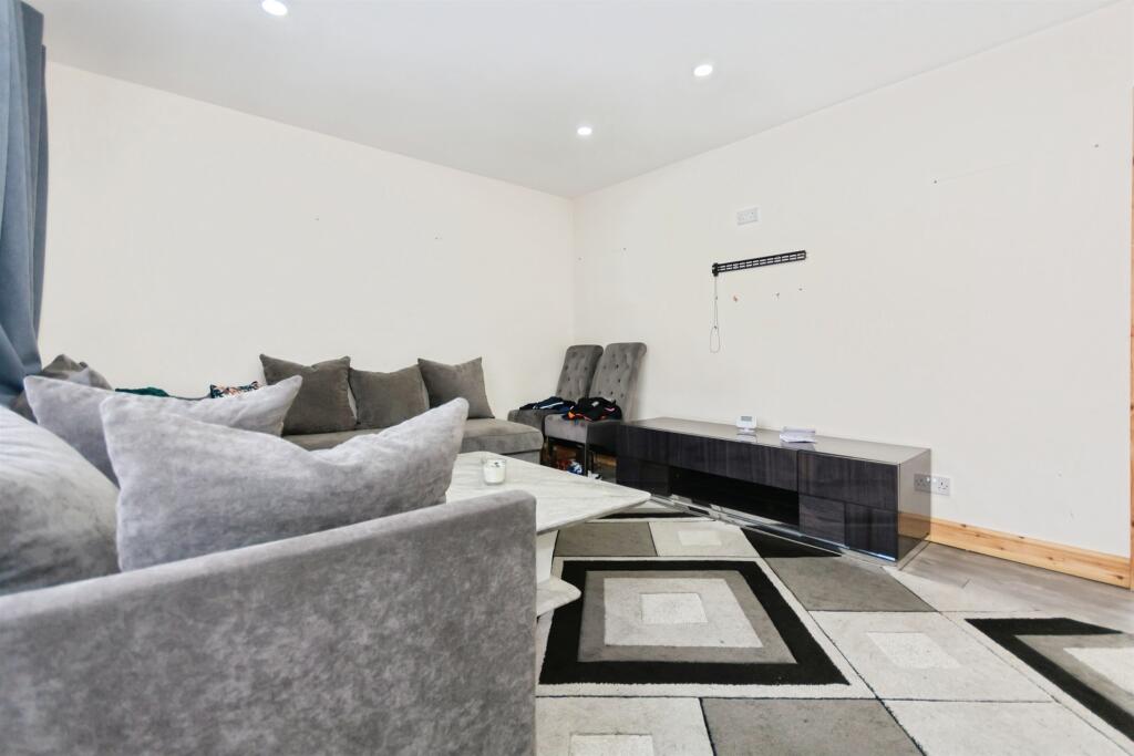 Additional image 7 of Cadleigh Gardens, Birmingham