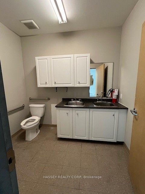 Additional image 4 of 8-341 King Street, Barrie, ON, L4N 6W5