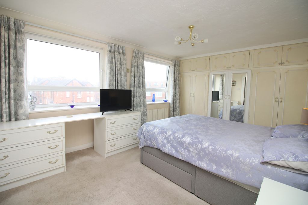 Additional image 11 of 2 bed flat for saleSandhurst Court, 3-5 South Promenade, Lytham St. Annes FY8