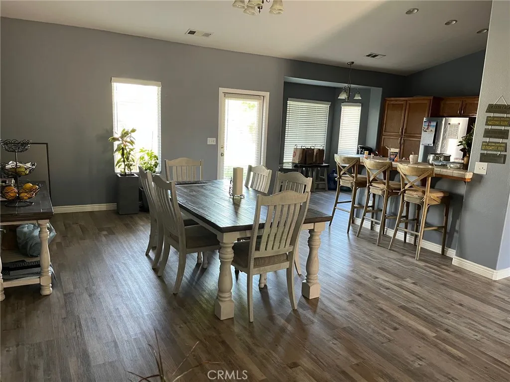 Additional image 6 of 2403 N Crowe St, Visalia, CA 93291