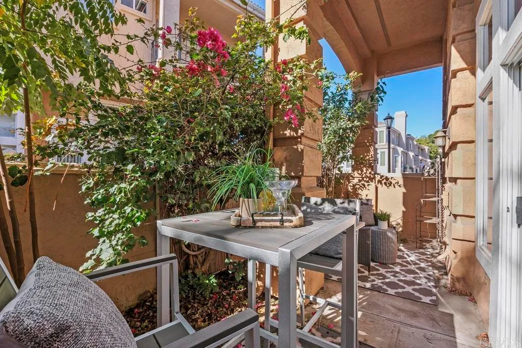 Additional image 39 of 7122 Calabria Court Unit E, San Diego, CA 92122