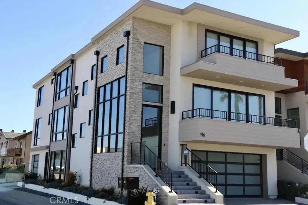 Additional image 2 of 116 W Channel Islands Boulevard, Oxnard, CA 93035