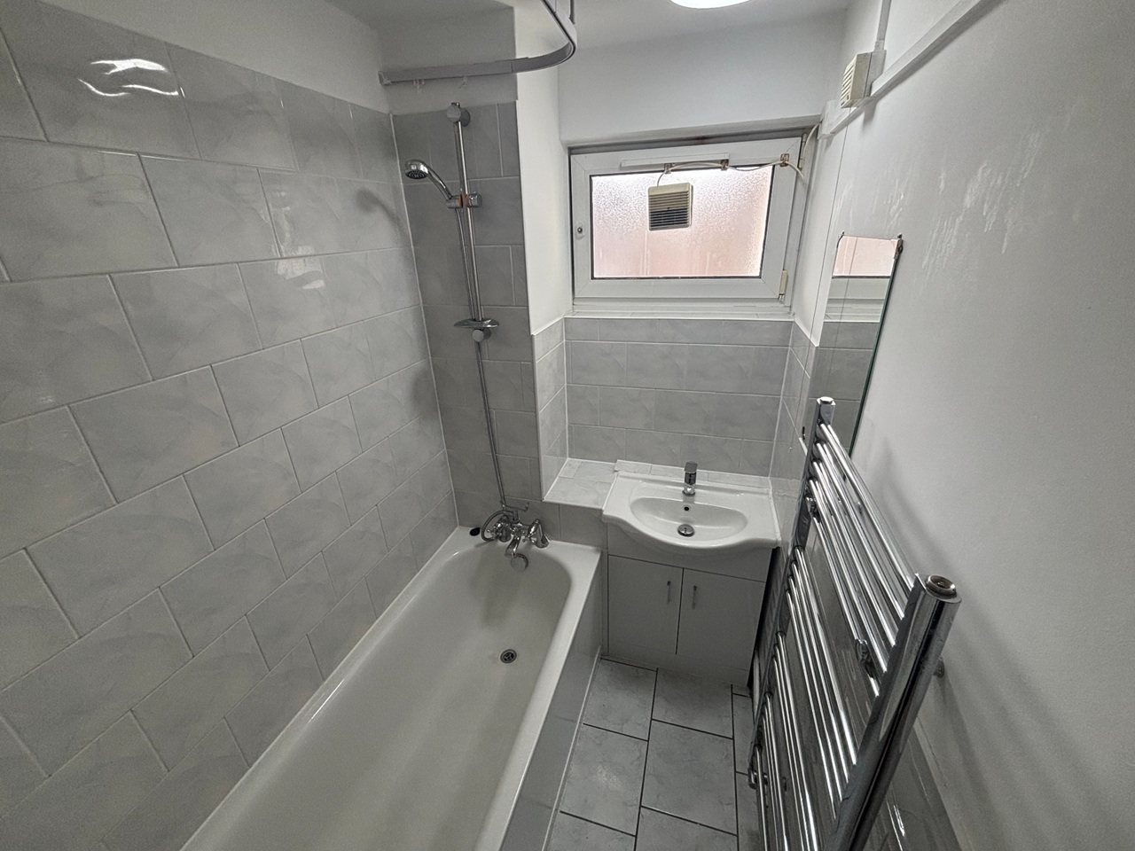 Additional image 17 of 2 Bed Flat, Waltham House, SW9, N1 7GU