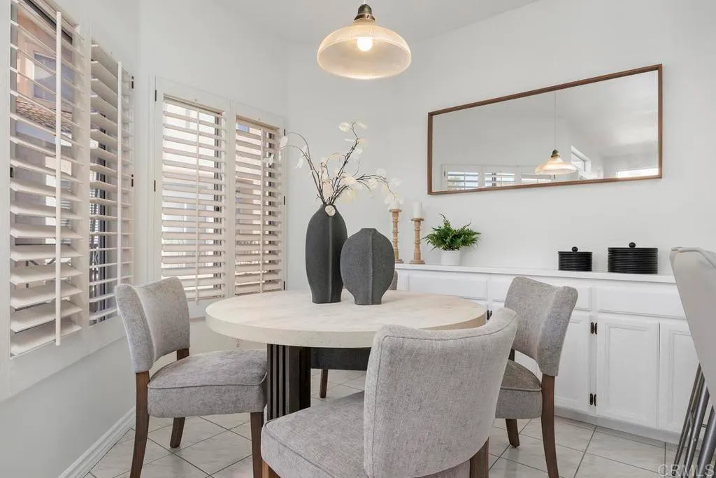 Additional image 12 of 7122 Calabria Court Unit E, San Diego, CA 92122