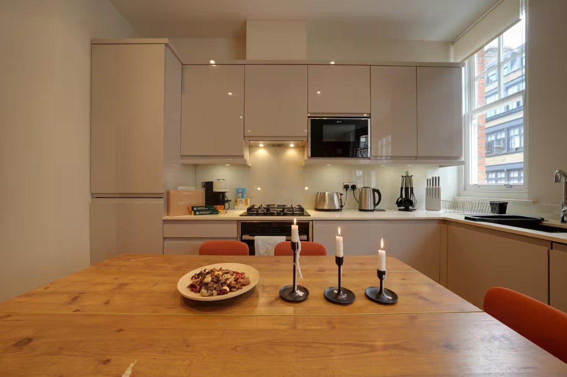 Additional image 11 of 1 Bed Flat, Great Titchfield Street, W1W, N1 7GU