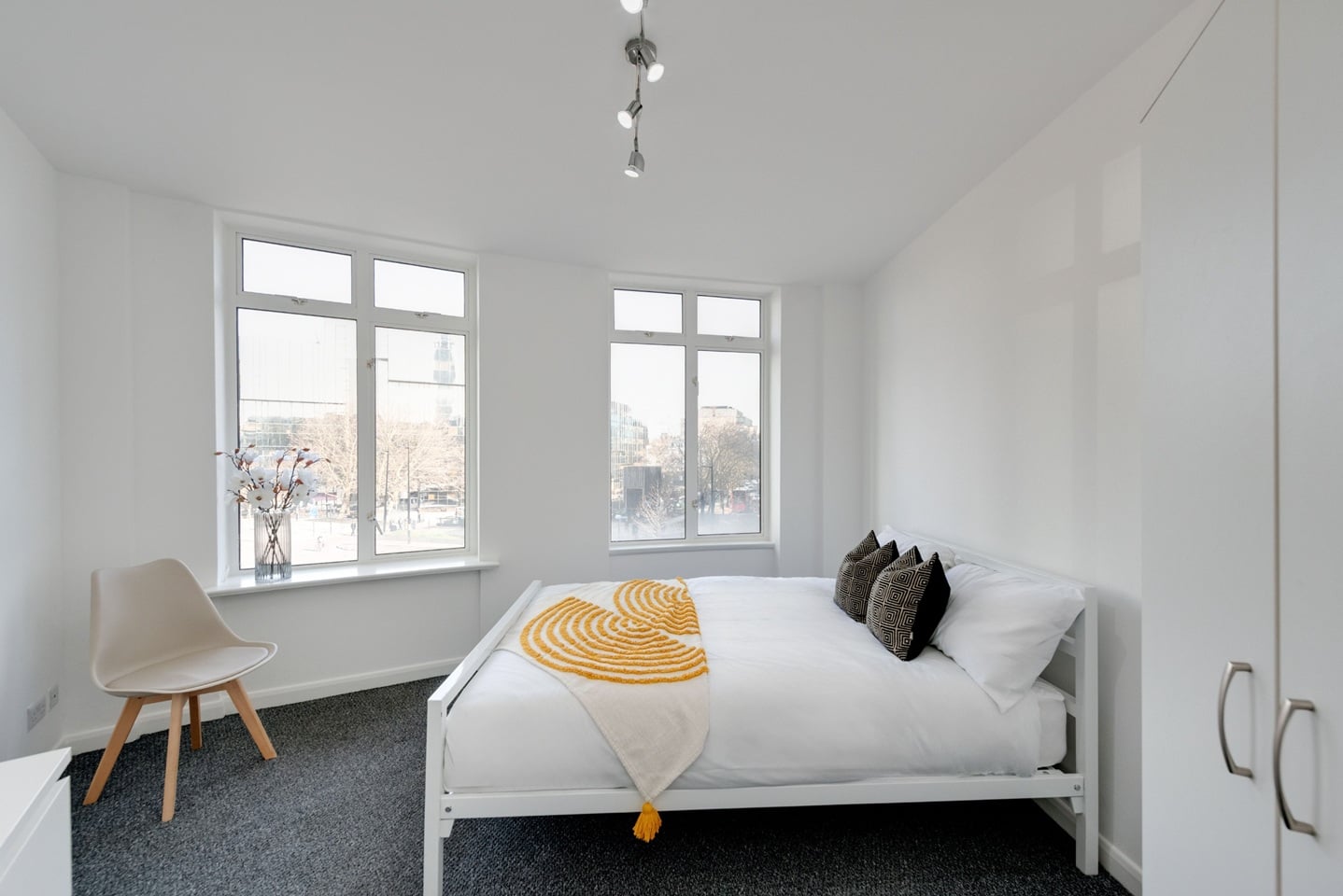 Additional image 6 of 2 Bed Flat, Warren Court, NW1, N1 7GU