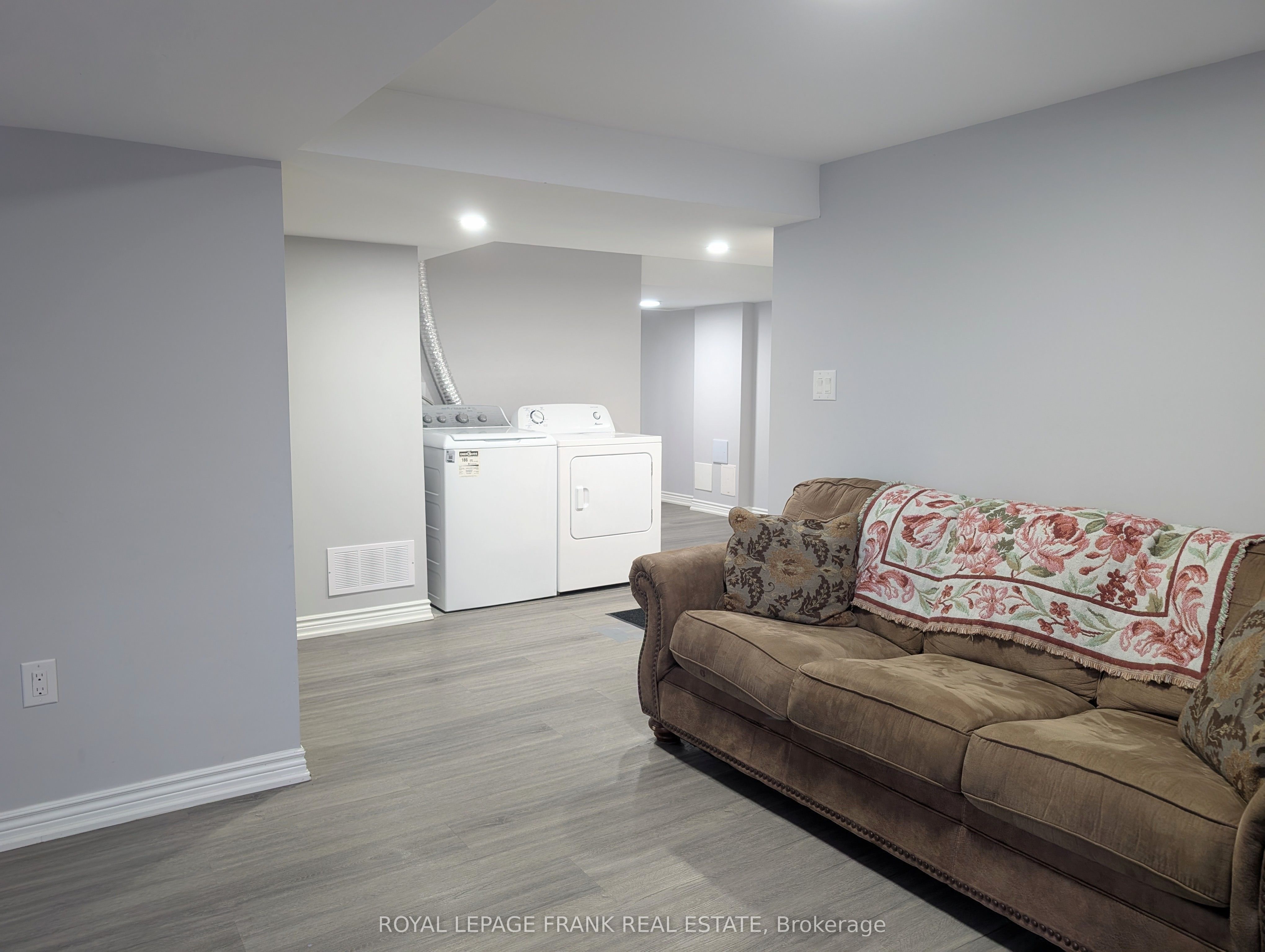 Additional image 6 of BSMT-99 Robinson Crescent, Whitby, ON, L1N 6W6