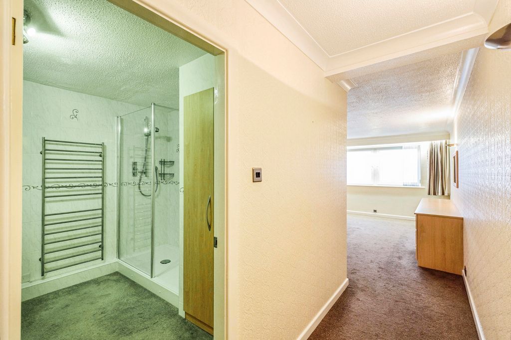 Additional image 14 of 2 bed flat for sale49 South Promenade, Lytham St. Annes, Lancashire FY8