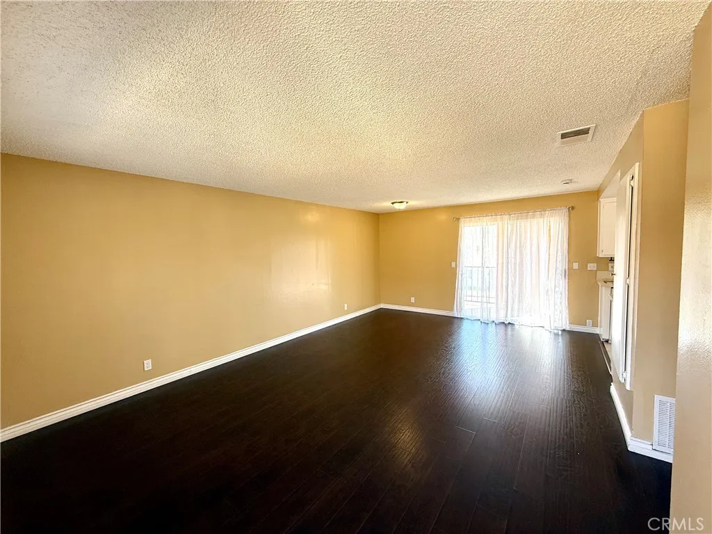 Additional image 3 of 901 N Dalton Avenue Unit D, Azusa, CA 91702