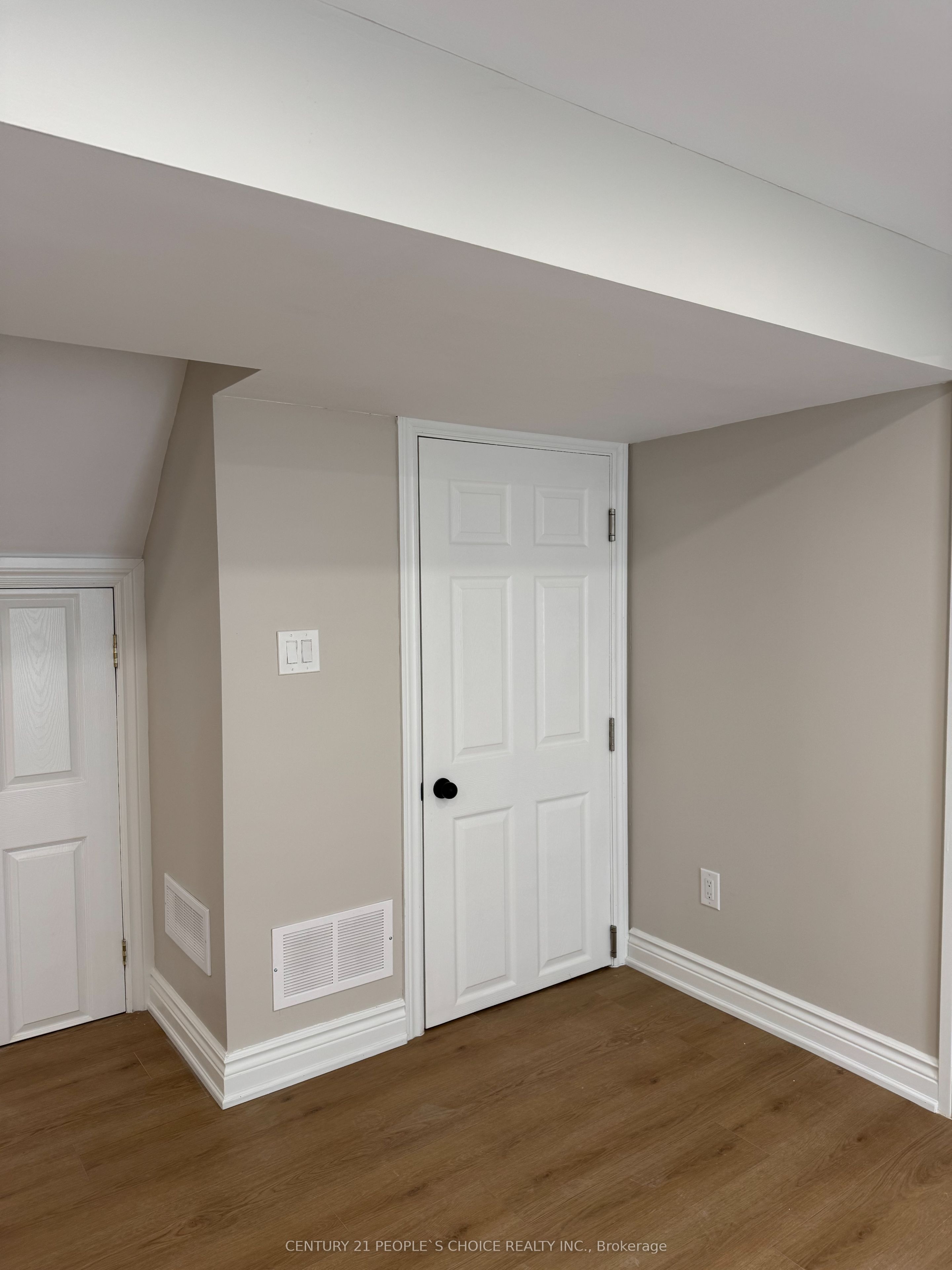 Additional image 6 of Bsmt-2456 Brasilia Circle, Mississauga, ON, L5N 2G1