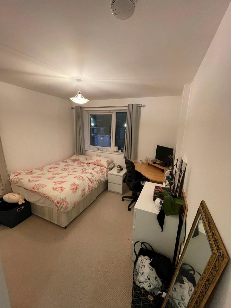 Additional image 5 of 3 Bed Flat, Maltby Street, SE1, N1 7GU