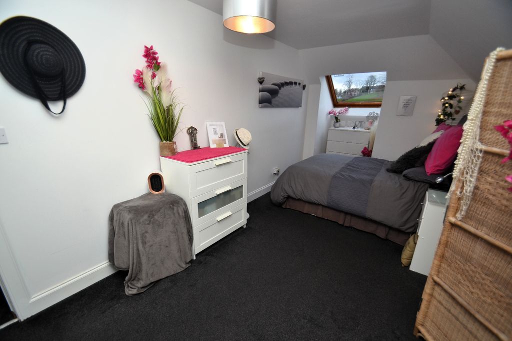 Additional image 14 of 2 bed flat for sale32 Hunterhill Road, Paisley, Renfrewshire PA2