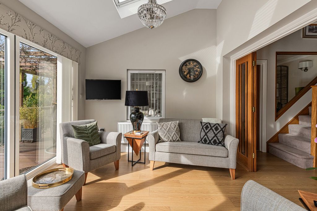 Additional image 7 of 4 bed detached house for saleThorpe Road, Peterborough PE3