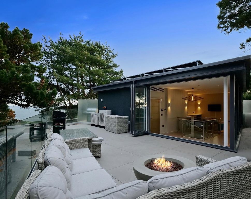 Additional image 5 of 3 bed flat for saleBanks Road, Sandbanks BH13