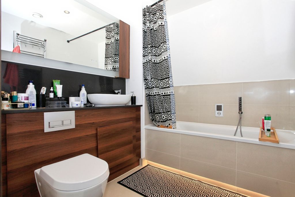 Additional image 9 of 2 bed flat for saleKitson House East Station Road, Peterborough PE2