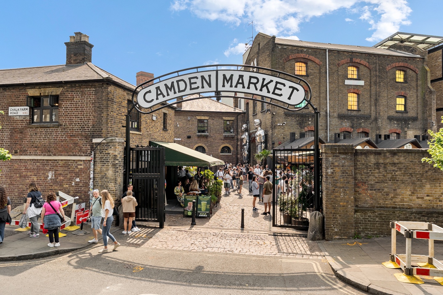 Additional image 4 of 1 Bed Flat, Chalk Farm Road, NW1, N1 7GU