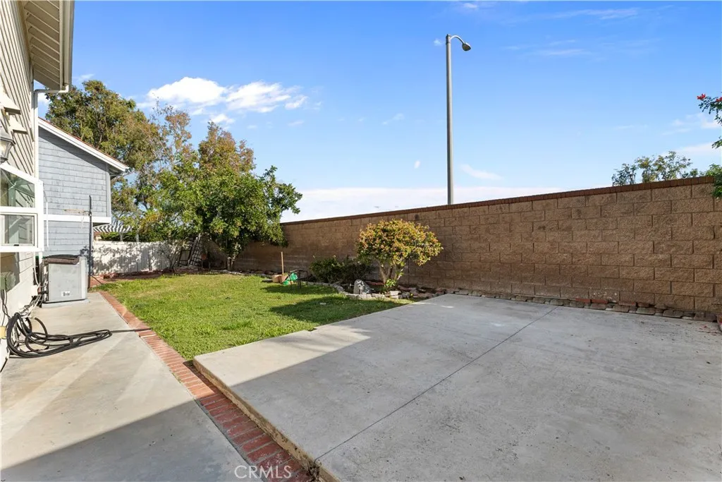 Additional image 25 of 2048 Cherokee, Tustin, CA 92782