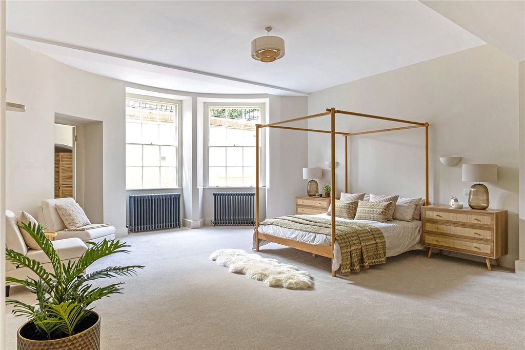 Additional image 5 of 3 bed flat for saleApartment 2, 1 Sion Hill Place, Bath, Somerset BA1
