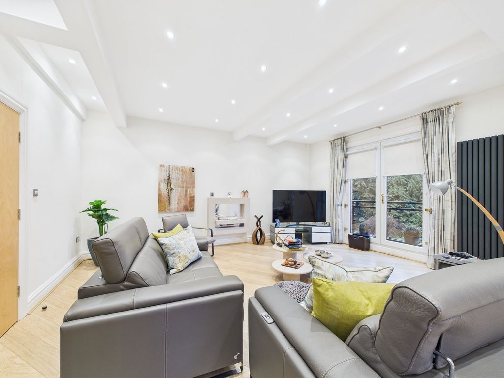 Additional image 7 of 2 bed flat for saleBeech Lane, Calderstones, Liverpool. L18