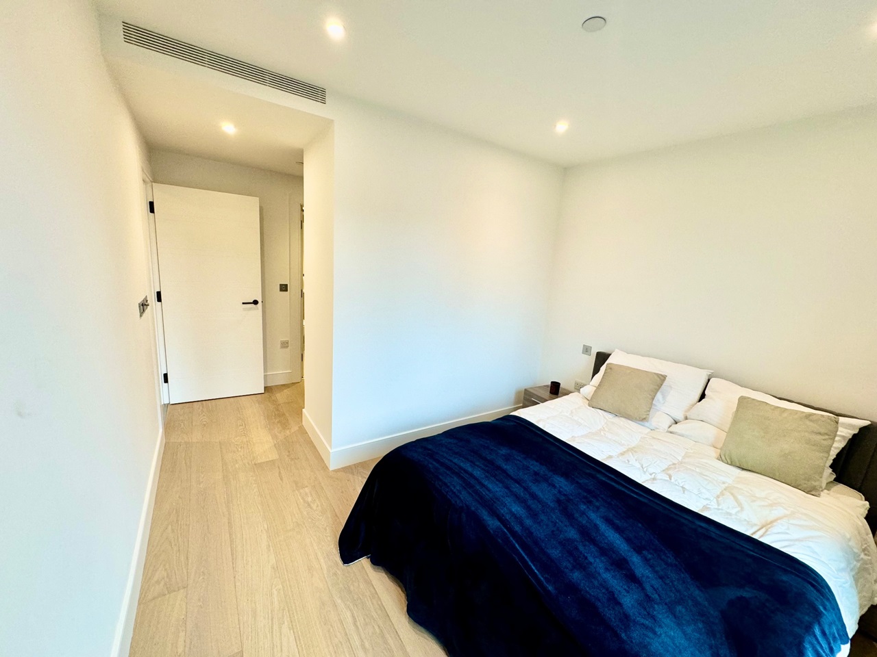 Additional image 14 of 2 Bed Flat, Salisbury House, SW11, N1 7GU