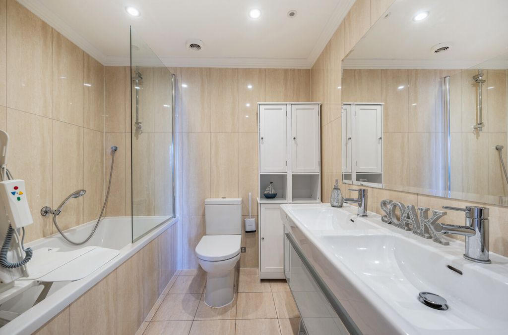 Additional image 6 of 3 bed flat for saleElliot Street, Plymouth, Devon PL1