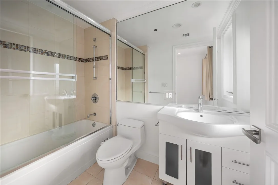 Additional image 60 of 918 S Wooster Street Unit 2, Los Angeles, CA 90035