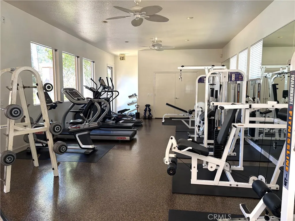 309 Falcon Crk, Irvine, CA 92618