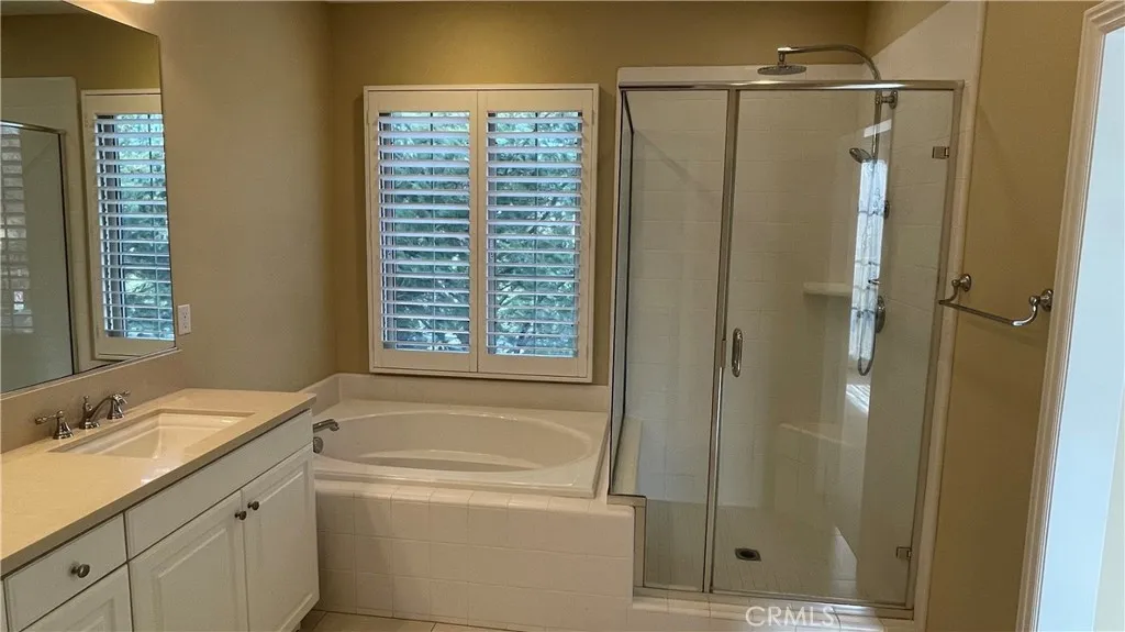 Additional image 31 of 71 Honeyflower, Irvine, CA 92620