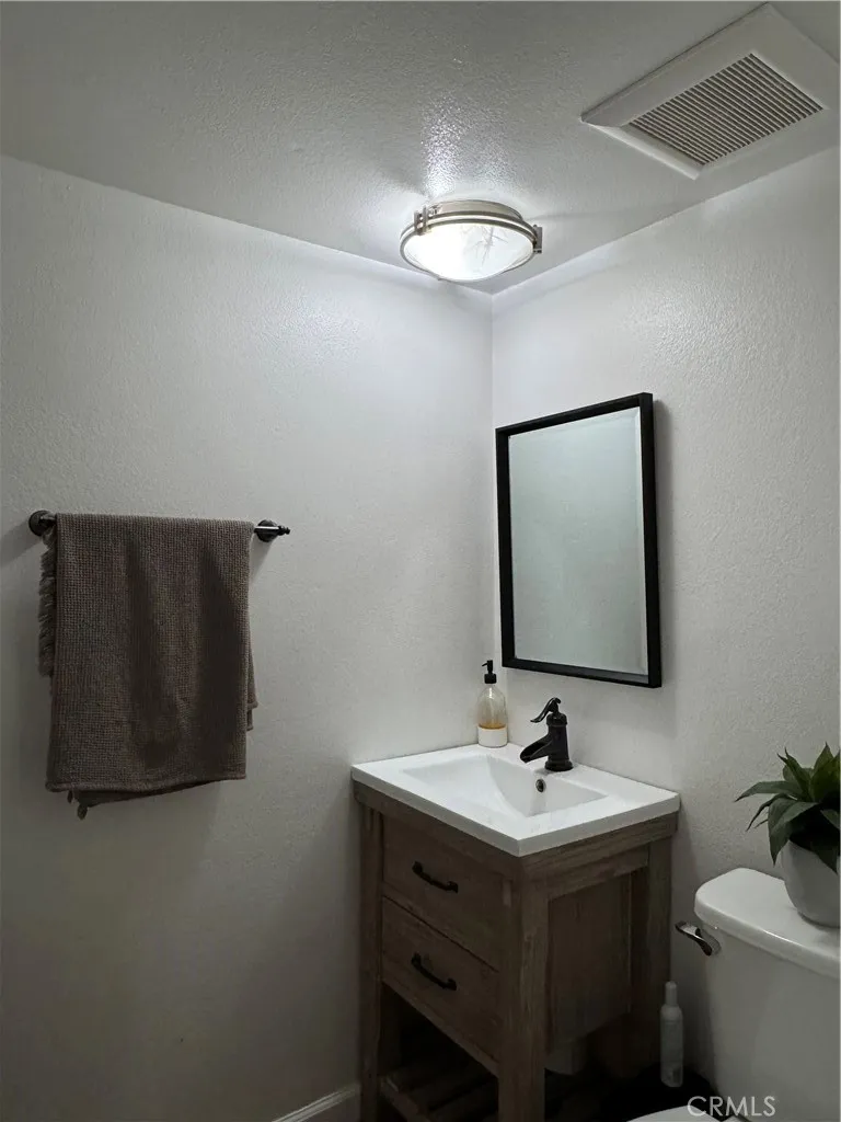 Additional image 47 of 10141 Valley Circle Boulevard Unit 4, Chatsworth, CA 91311