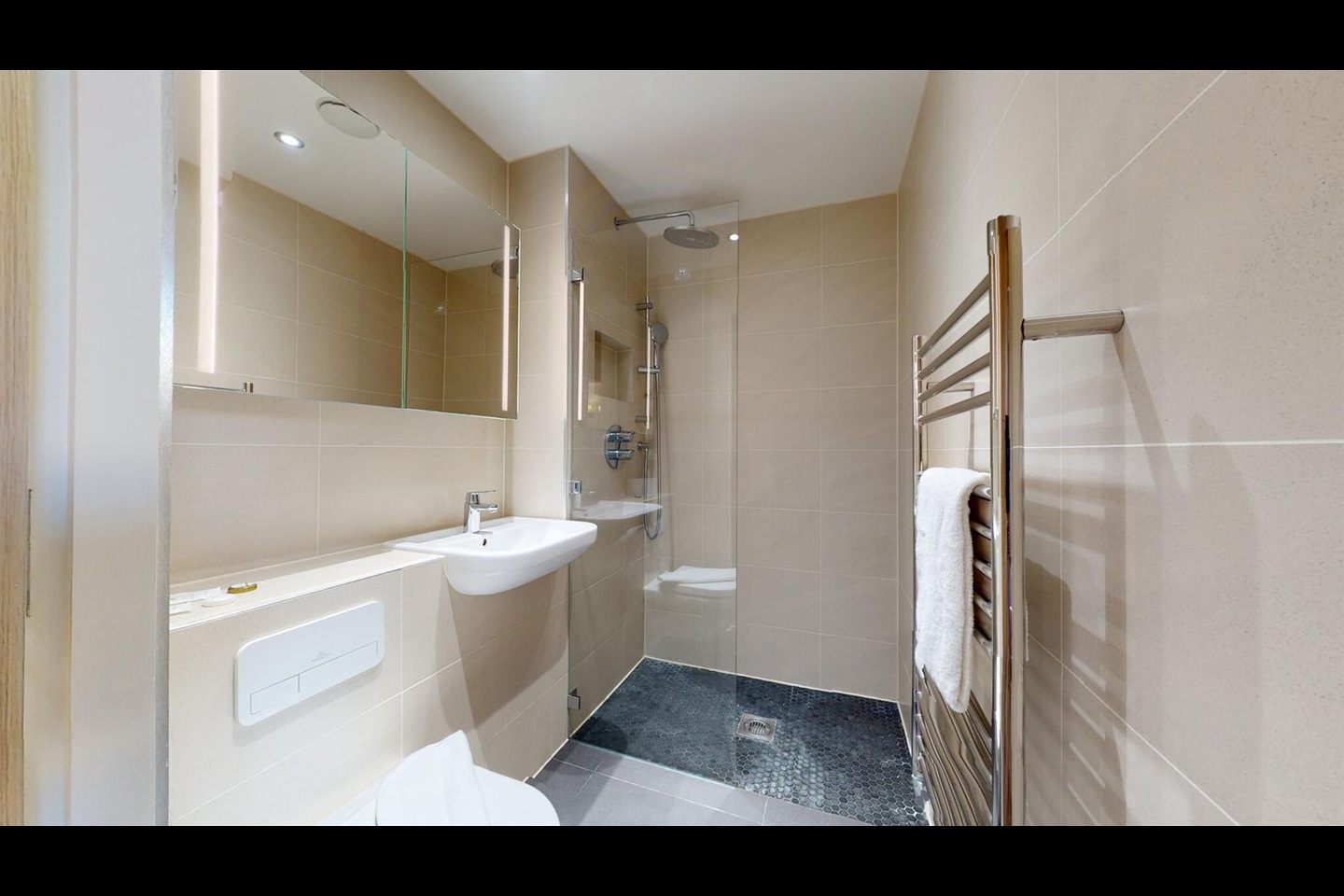 Additional image 11 of 2 Bed Flat, Twyne House, E1, N1 7GU