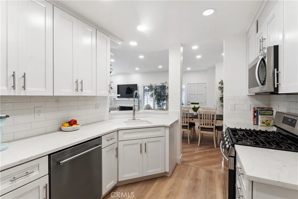 Additional image 10 of 85 Seaborough Unit 44, Newport Beach, CA 92660