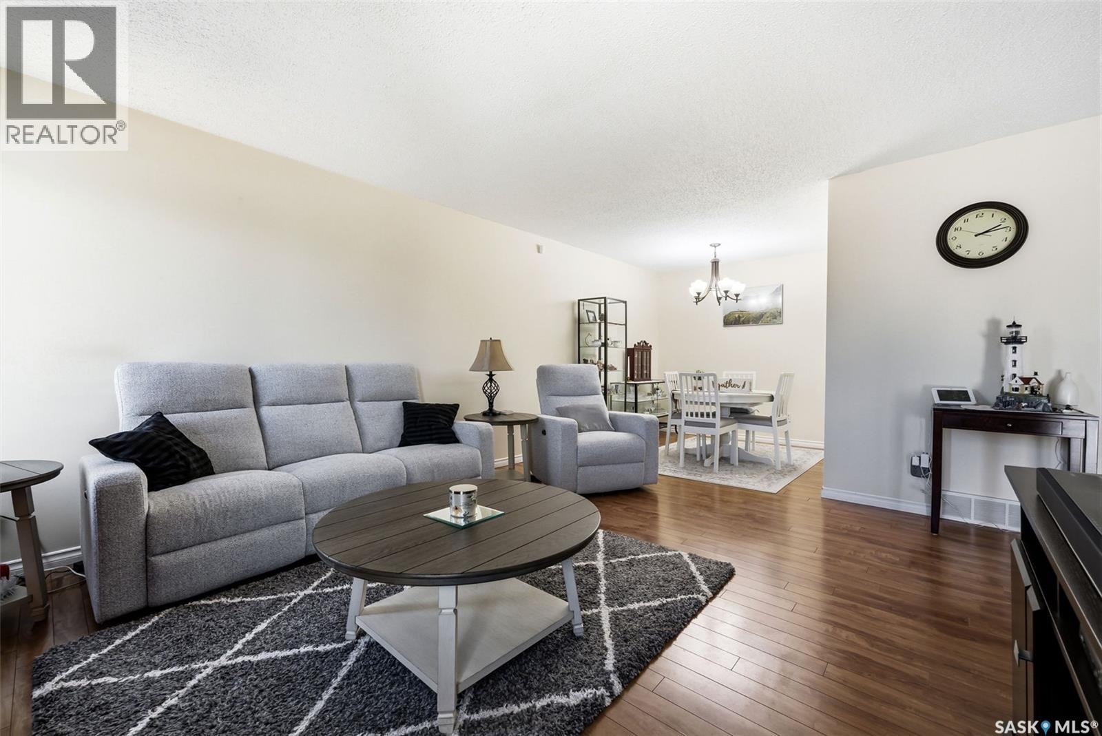 Additional image 6 of 1234 James Crescent, Regina, SK, S4N6A5