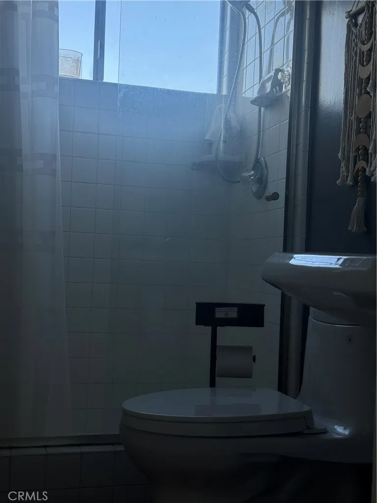 Additional image 77 of 11551 Decente Dr, Studio City, CA 91604