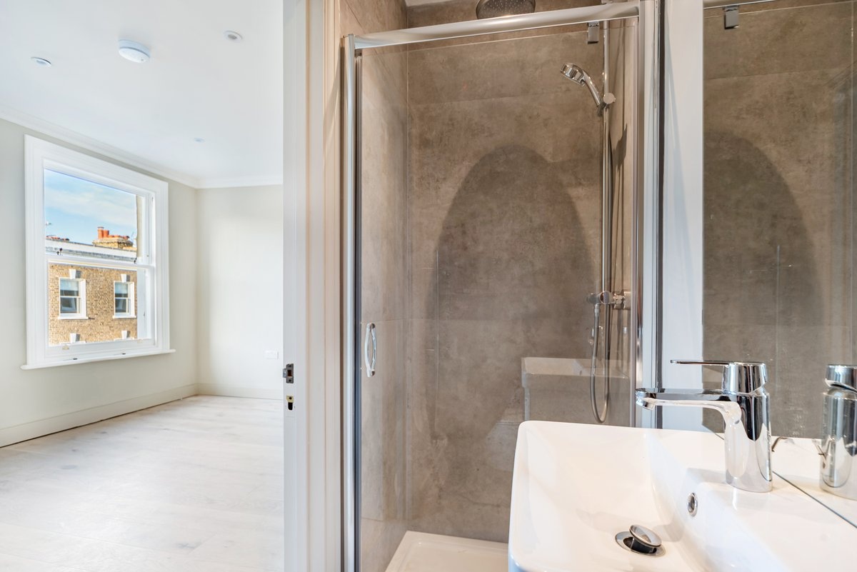 Additional image 11 of 3 Bed Flat, Redburn Street, SW3, N1 7GU